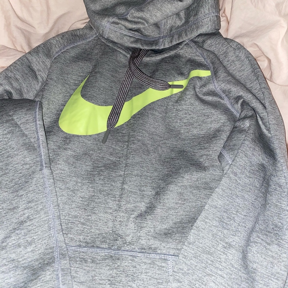 Nike Thermal-Fit Hoodie *Updated (9/21/21)*